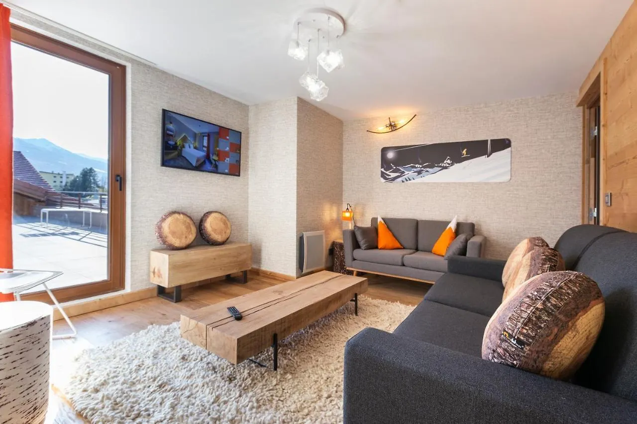 Hotel Base Camp Lodge - Bourg Saint Maurice  Bourg-Saint-Maurice